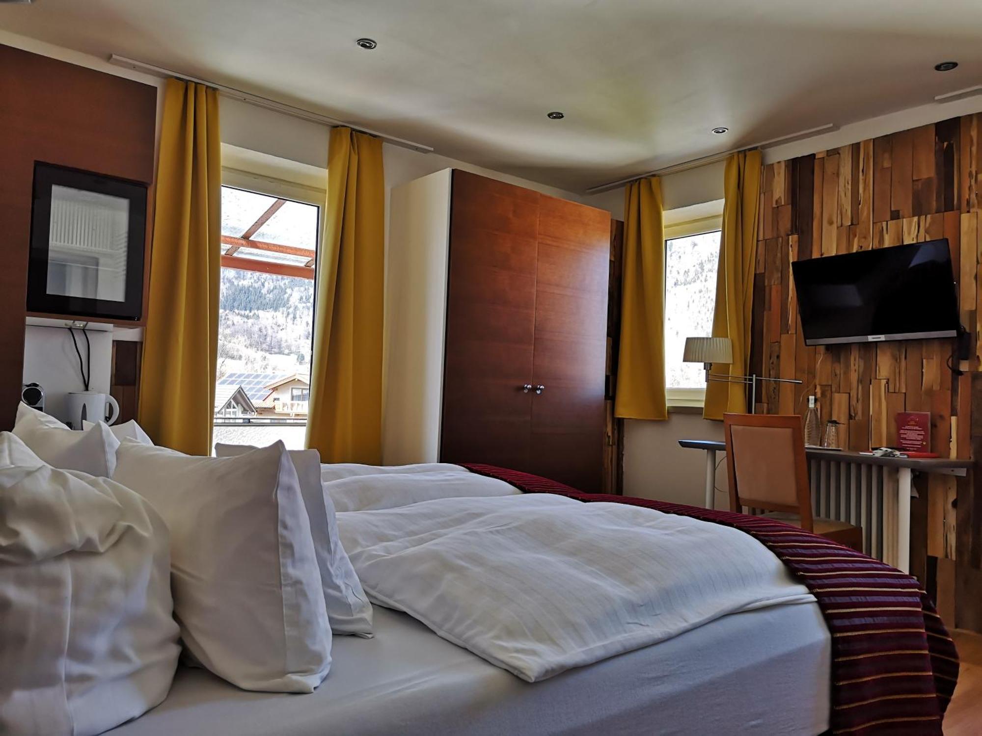באד רייכנהל Hotel Almrausch מראה חיצוני תמונה